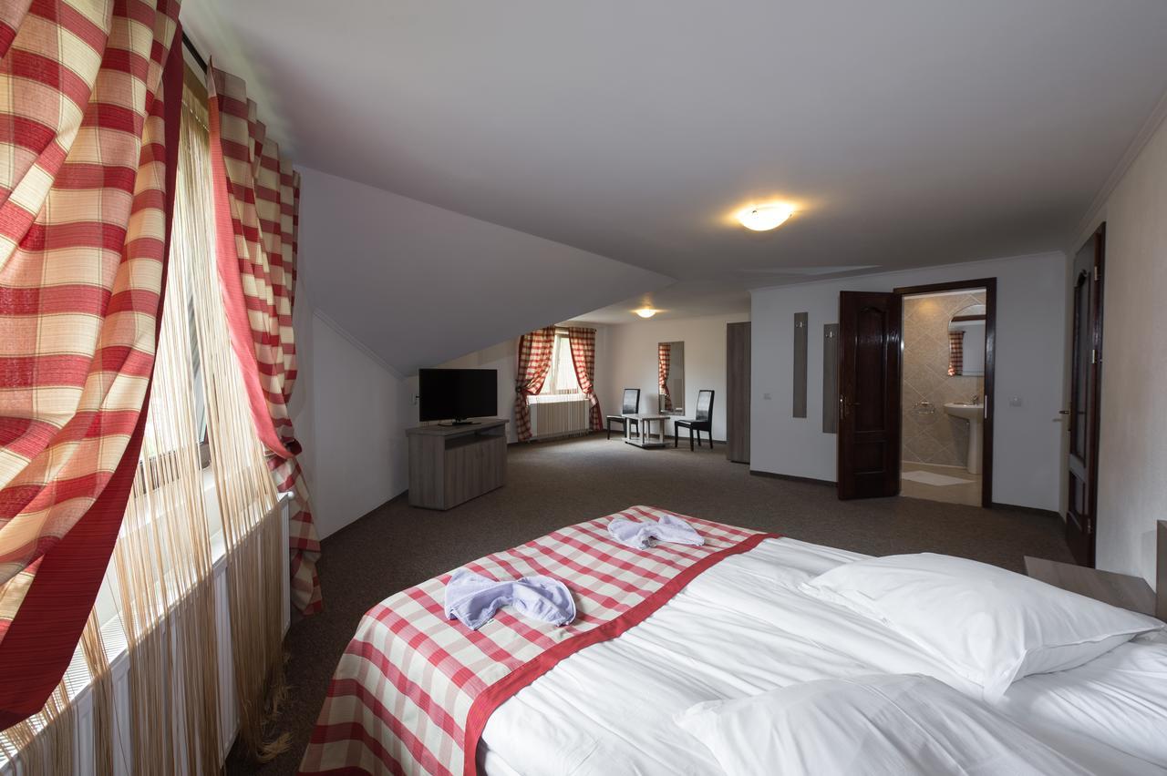 Complex Craiasa Muntilor Moieciu Otel Moeciu De Sus Dış mekan fotoğraf